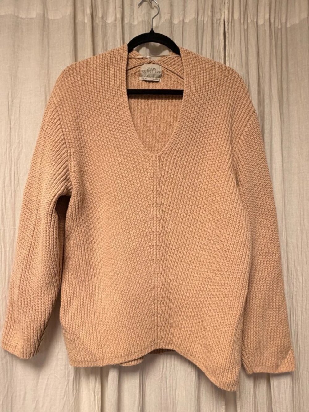 Urban Outfitters UO Victoria Oversized V-Neck Sweater Tan Nude Chunky Knit Small